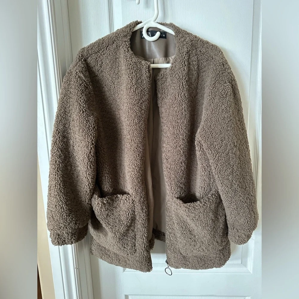 ZARA Jacket - Picture 1 of 3